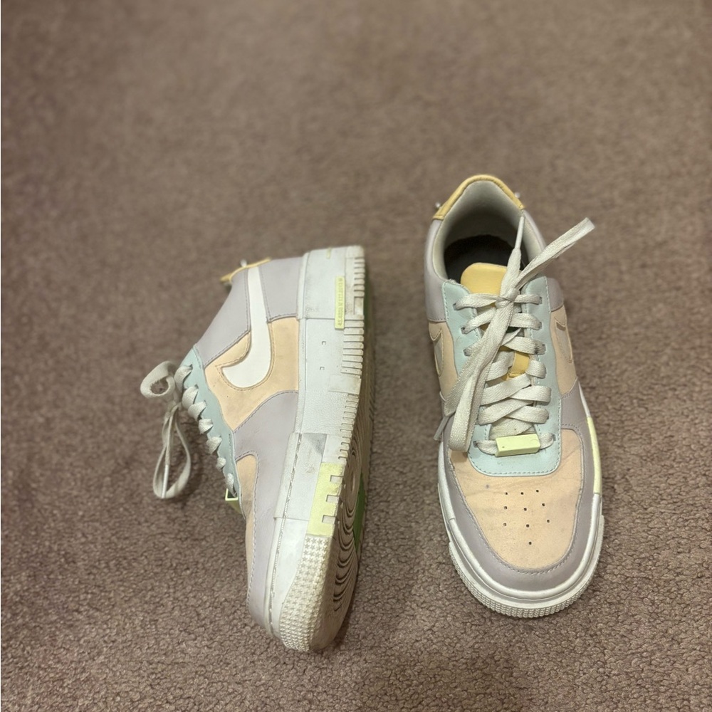 Nike Air Force 1 Pixel 6.5